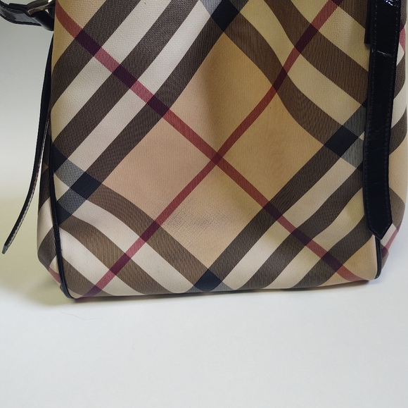 Burberry Canterbury Black Patent Bag - Picture 9 of 14